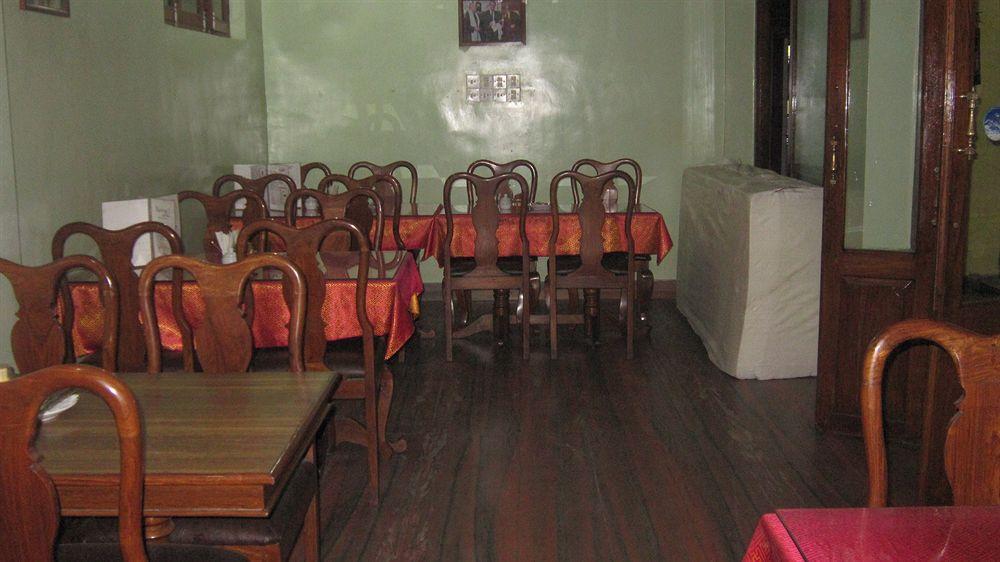 Hotel Pleasure Home Katmandou Extérieur photo