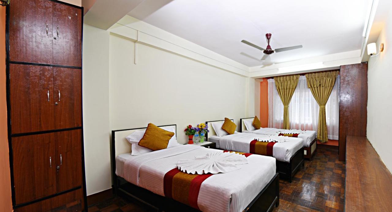 Hotel Pleasure Home Katmandou Extérieur photo